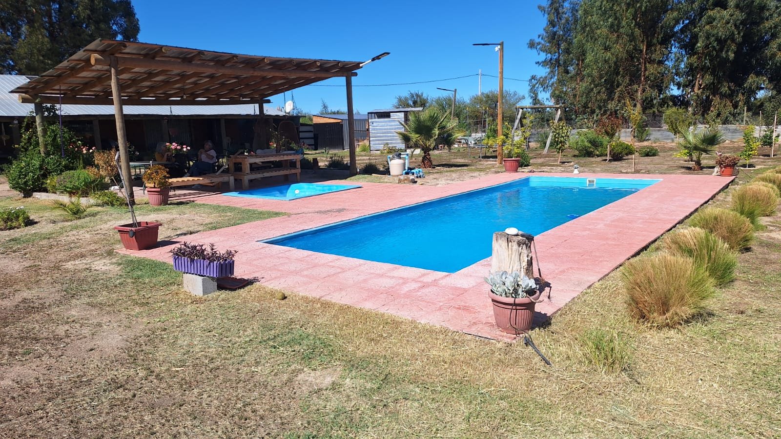 Casa y jardín